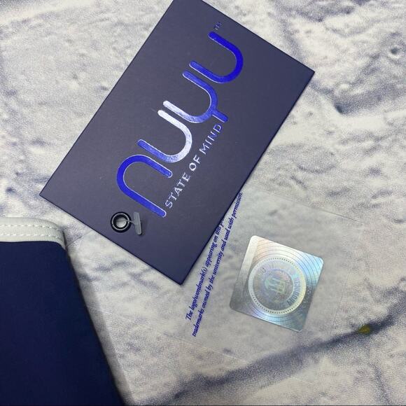 NEW NUYU University of Michigan Wolverines Halter Sports Top in Navy - Picture 3 of 5